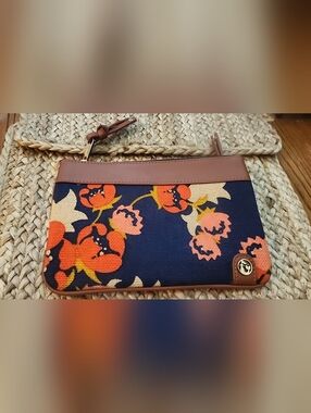 Pouch